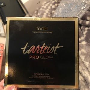 Tarteist PRO Glow Highlight and Contour Palette